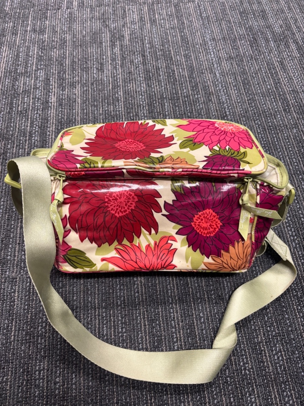 Vera Bradley Hello Dahlia lunch bag - Picture 5 of 6